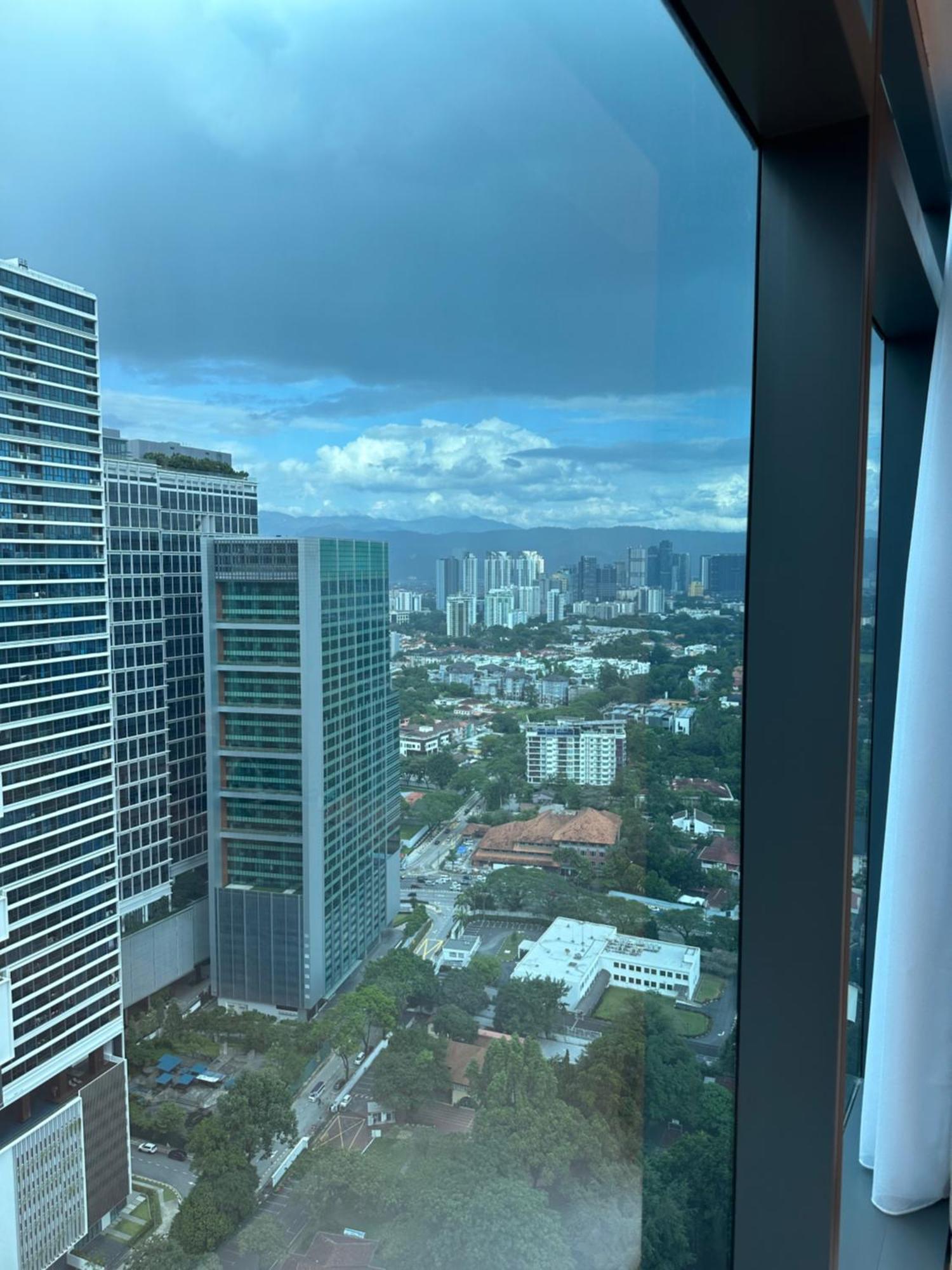 Eaton Residence Klcc Kuala Lumpur Bagian luar foto